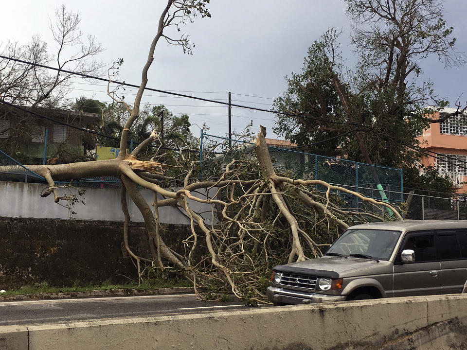 GRA207. San Juan (Puerto Rico). 21/09/2017,- Daños causados por el devastador huracán María, que el miércoles azotó la isla con vientos de más de 200 kilómetros por hora ocasionando inundaciones y destrozos en toda la isla. EFE/Jorge Muñiz