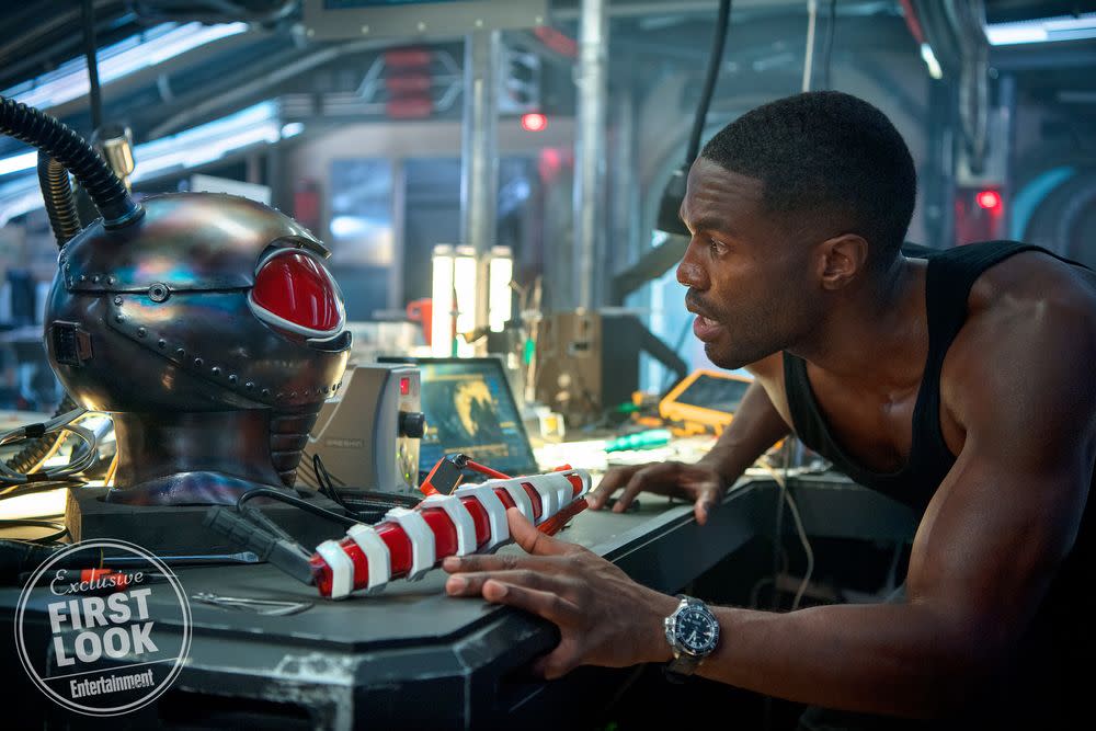 Aquaman exclusive: First look at Black Manta (Credit: Entertainment Weekly/Warner Bros)