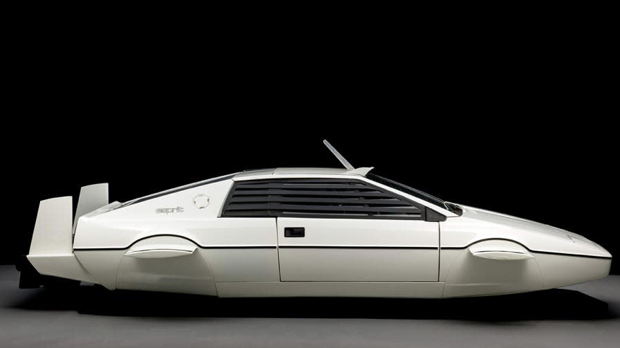 james bond submarine car