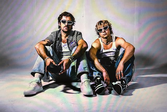 <p>Brayten Bowers</p> Rocky and Ross Lynch of The Driver Era