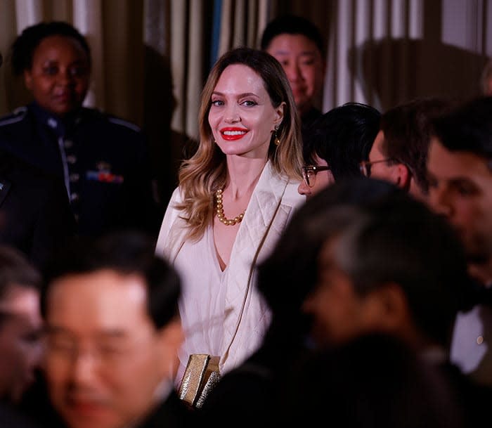 Angelina Jolie estrena nuevo look en su cena de Estado en la Casa Blanca