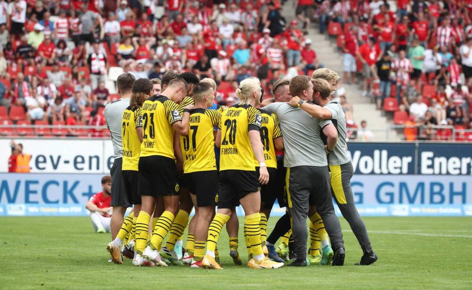 Trotz Platzverweis! Dortmund-Amateure feiern Auftakt-Sieg