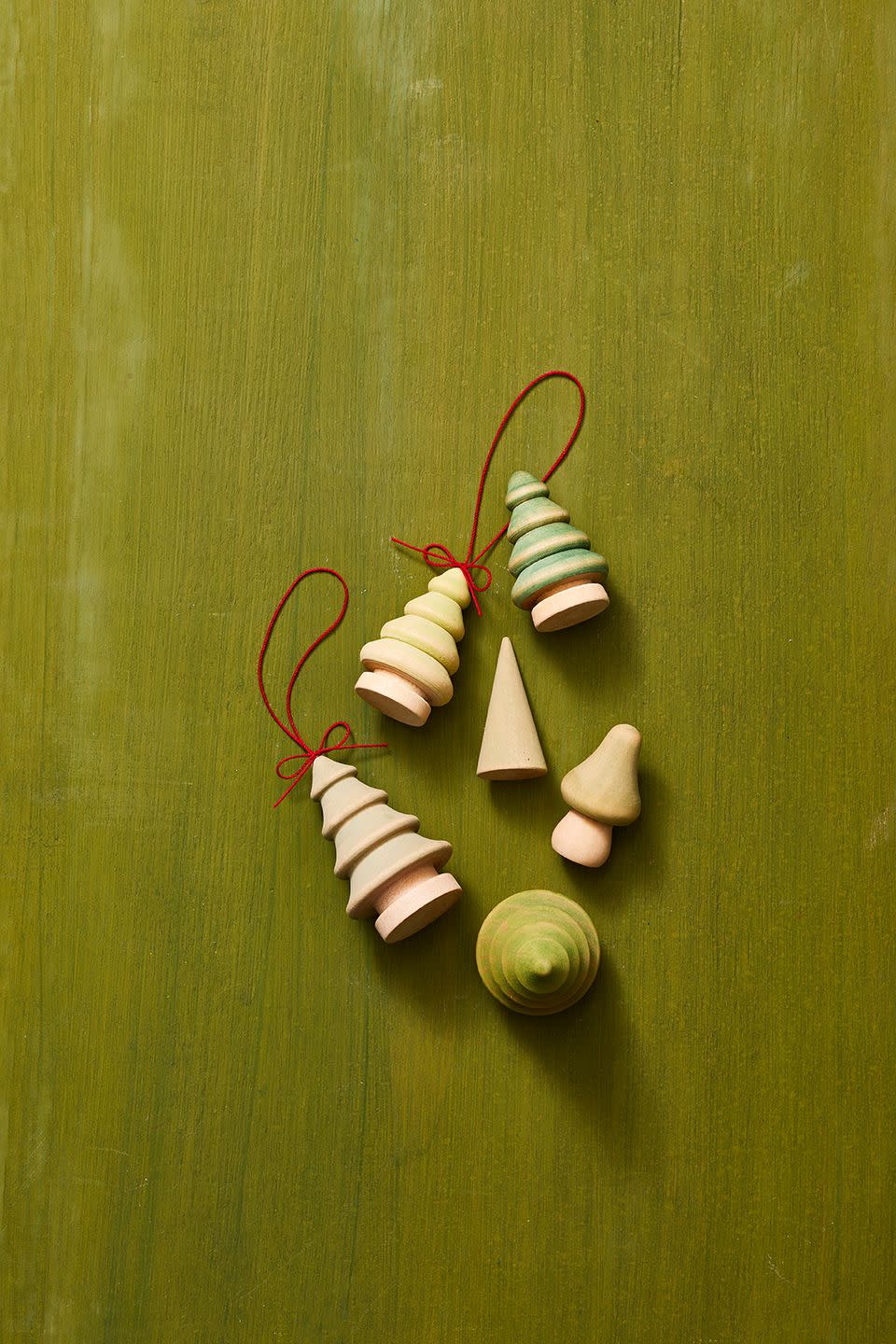 Make Stained Wooden Tree Ornaments