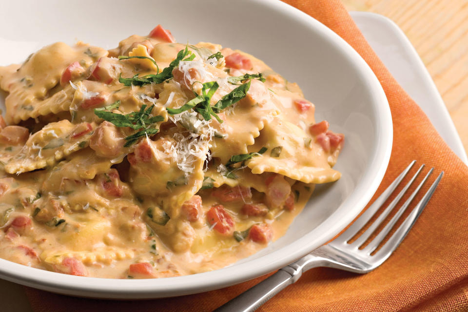 Tuscan Pasta With Tomato-Basil Cream