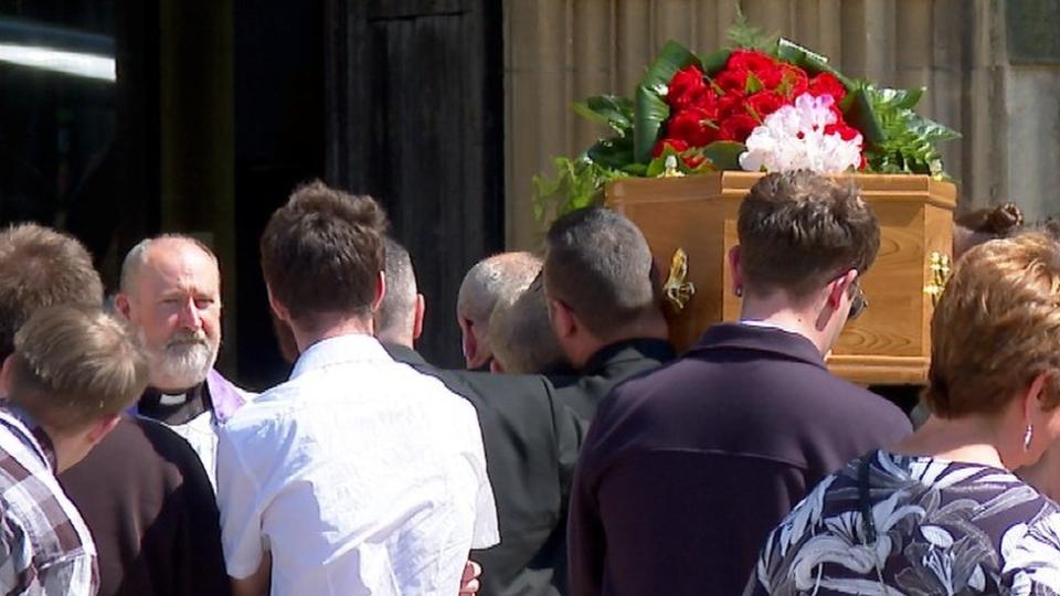 Mrs Stockdale's coffin is carried into Hull Minster