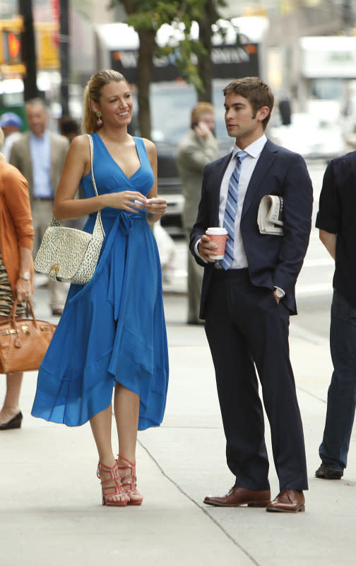 Pictured (L-R): Blake Lively as Serena Van Der Woodsen and Chace Crawford as Nate Archibald.