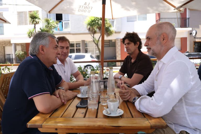 Gerardo Morales, Diego Santilli, Martín Lousteau y Horacio Rodríguez Larreta en Mar del Plata