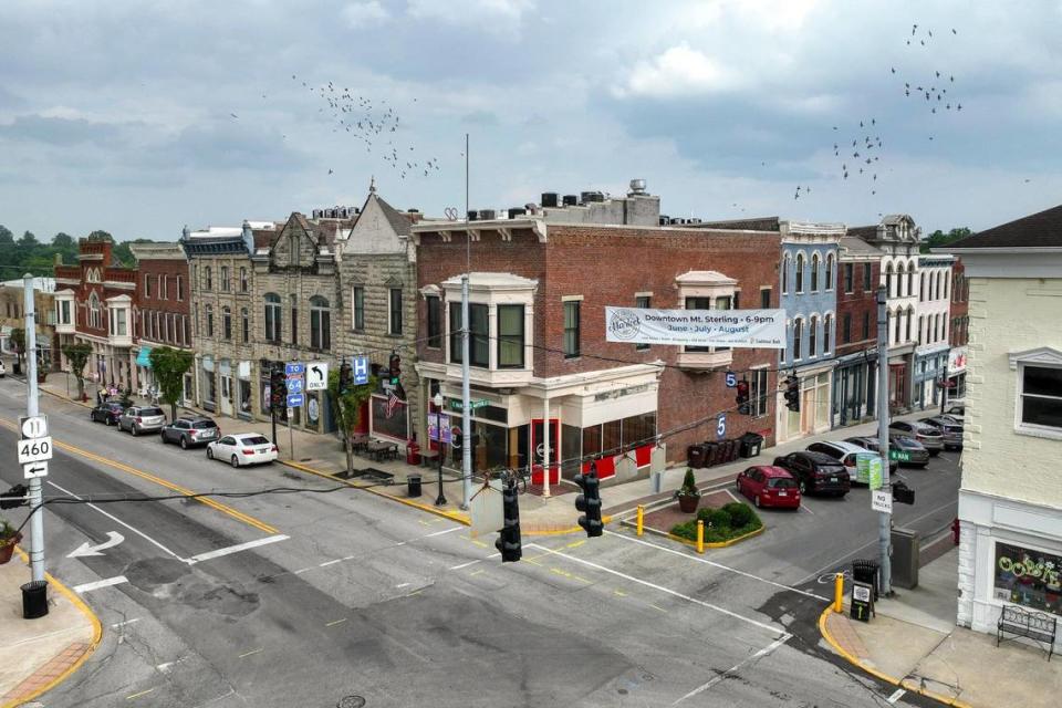 Romero’s is located at 2 E. Main St. – on the corner of South Maysville and East Main streets – in downtown Mt. Sterling, Ky. Romero’s serves Italian food with Spanish influence.