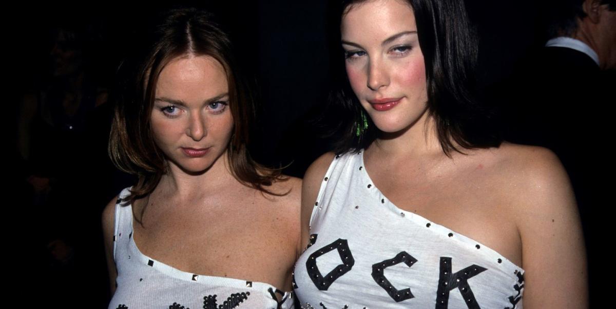 Liv Tyler and Stella McCartney Reminisce About the Time They Wore Hanes to  the Met Gala