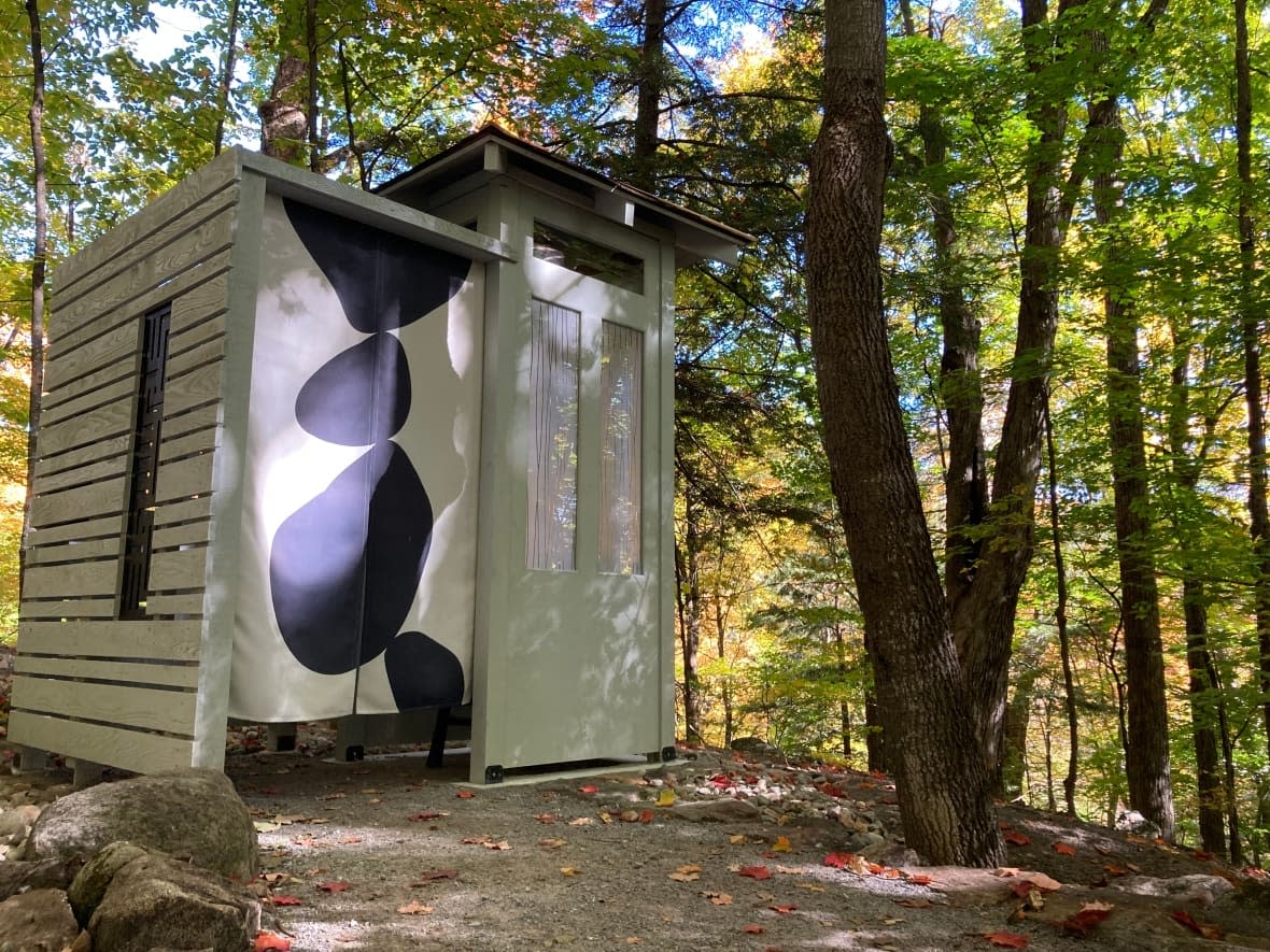 The ‘wind phone’ is situated at the edge of Gatineau park in Old Chelsea, Que., close to hiking trails and accessible by wheelchair. (Jessa Runciman/CBC - image credit)