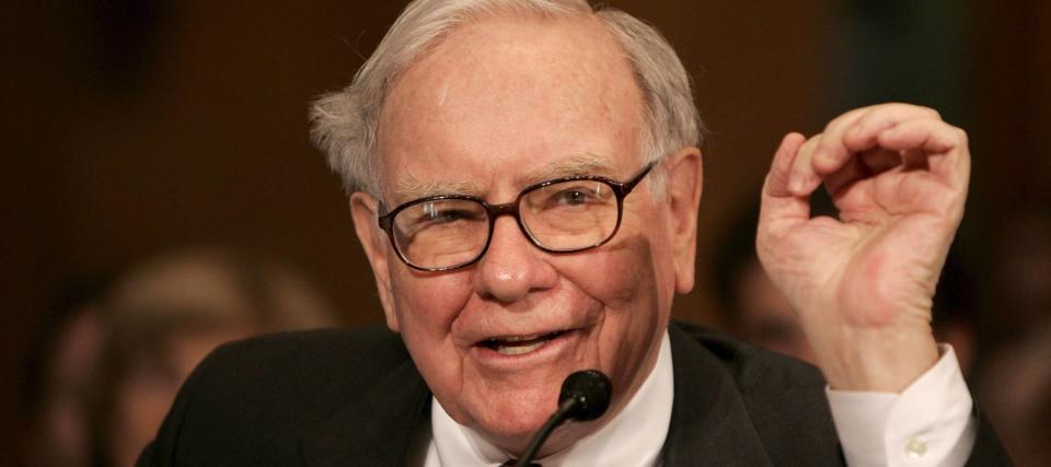 Warren Buffett says this is how to protect your finances from the pandemic