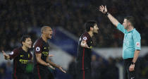 Football Soccer Britain - Leicester City v Manchester City - Premier League - King Power Stadium - 10/12/16 Manchester City's Ilkay Gundogan and Fernando appeal to referee Michael Oliver Action Images via Reuters / Carl Recine Livepic EDITORIAL USE ONLY. No use with unauthorized audio, video, data, fixture lists, club/league logos or "live" services. Online in-match use limited to 45 images, no video emulation. No use in betting, games or single club/league/player publications. Please contact your account representative for further details.