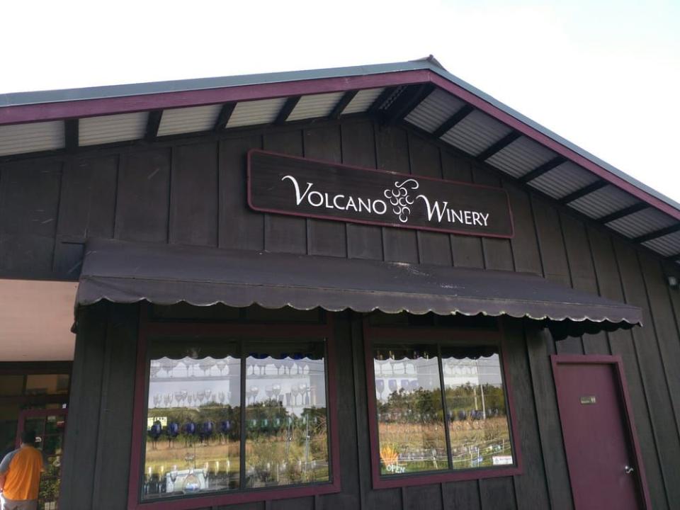 12) Hawaii: Volcano Winery
