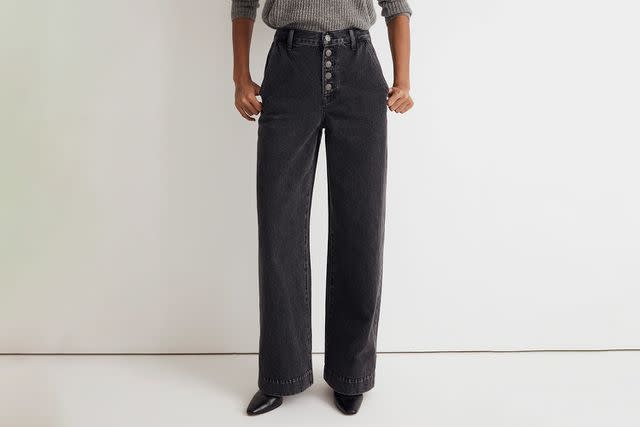 <p>Madewell</p>