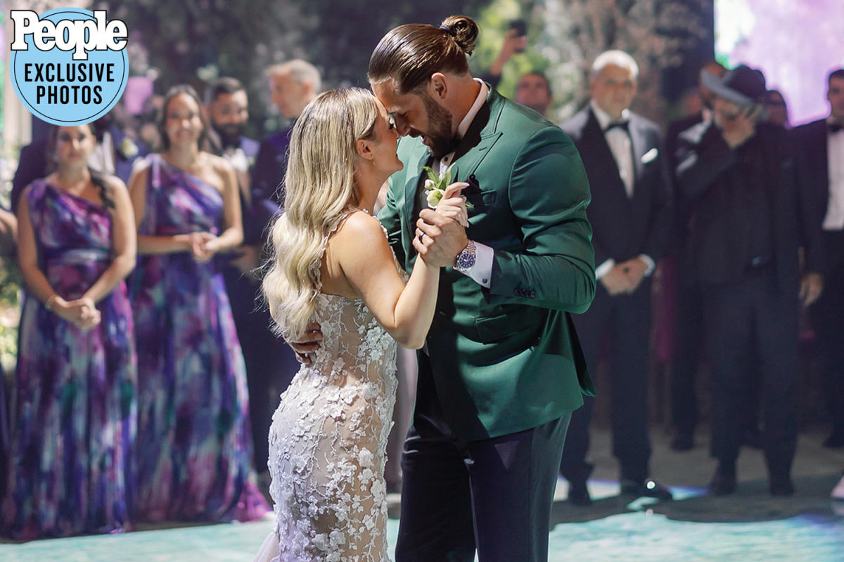 15 Stunning Photos from the Wedding of Erica VazquezBacardi