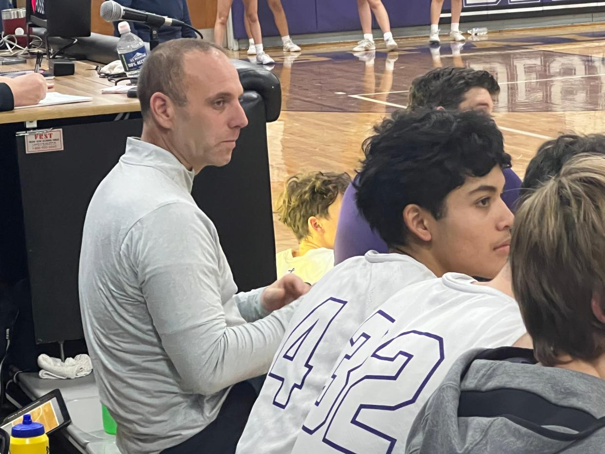 Former Worthington Christian boys basketball coach Kevin Weakley is serving as a volunteer assistant for the DeSales boys program.