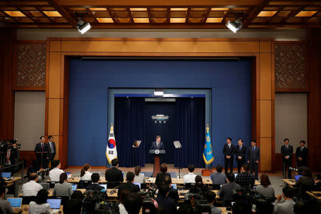 South Korean President Moon Jae-in speaks during a news conference at the Presidential Blue House in Seoul, South Korea, May 27, 2018.?REUTERS/Kim Hong-Ji