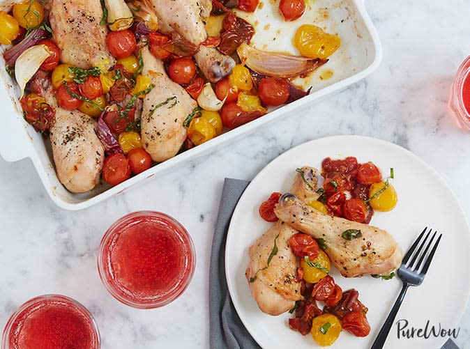 Roasted Drumsticks with Tomatoes