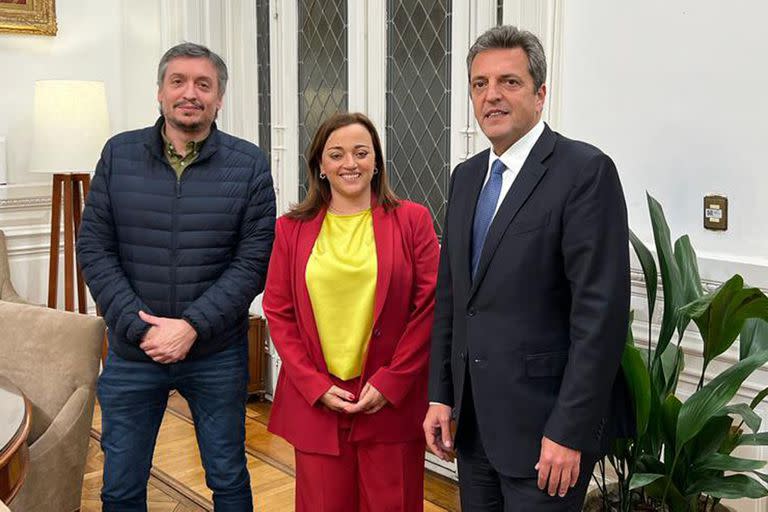 Máximo Kirchner, Cecilia Moreau y Sergio Massa reunidos el día de la renuncia del tigrense a la presidencia de la Cámara baja