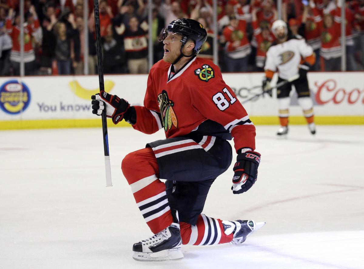 Marian Hossa interested in more active role with Chicago Blackhawks