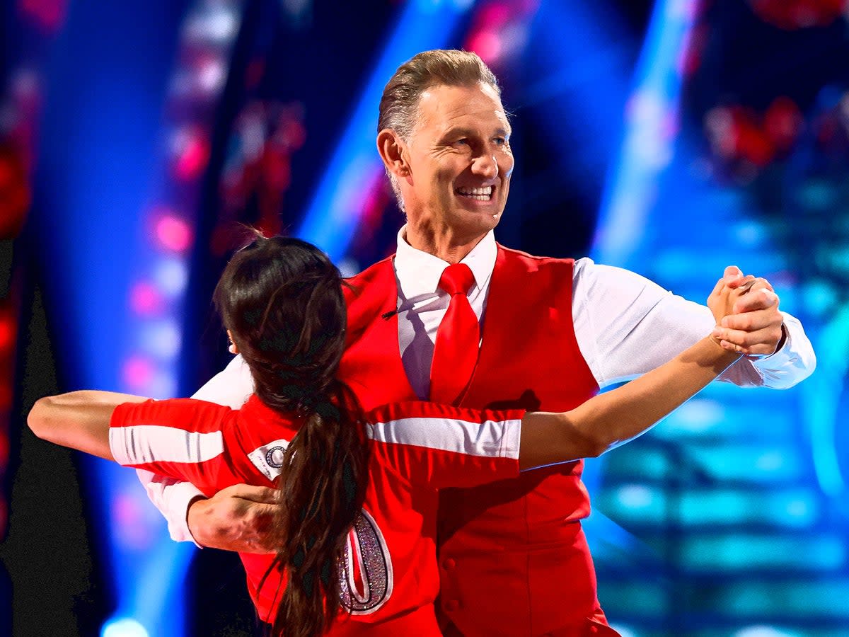 Tony Adams y Katya Jones en ‘Strictly Come Dancing’  (BBC/Guy Levy)