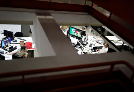 Journalists of Folha de S. Paulo newspaper, work inside the editorial office of the newspaper in Sao Paulo, Brazil October 31, 2018. Picture taken October 31, 2018. REUTERS/Nacho Doce