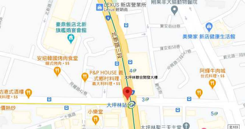 新店嚴重意外！轎車暴衝撞3機車，1無呼吸４輕重傷。（圖／翻攝自Google Map）