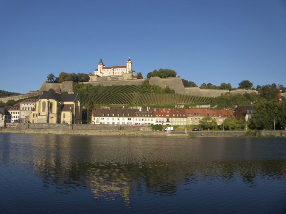 <p>Um 350 Euro monatlich macht eine Wohnung in Würzburg, Gießen und Koblenz die Studenten ärmer. (Foto: Würzburg) </p>