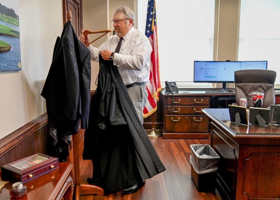 Bibb County Superior Court Judge Howard Simms is retiring after working at the Bibb County courthouse for nearly forty years in different capcities.