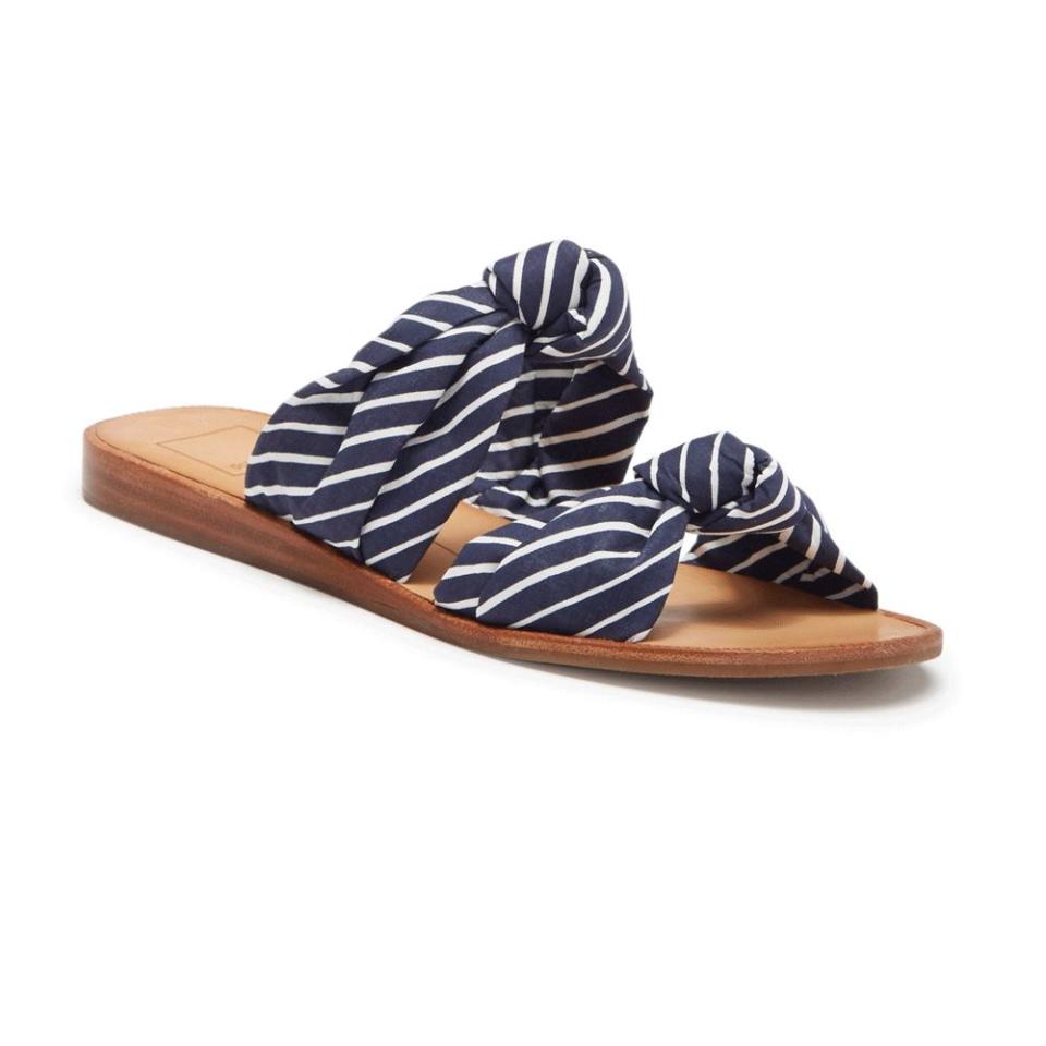 Dolce Vita Palm Sandal (Photo: Nordstrom Rack)