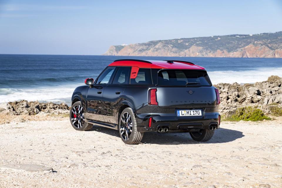 2025 mini countryman jcw