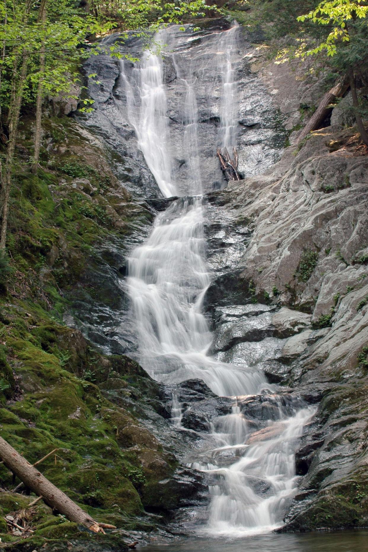 Tannery Falls, Massachusetts