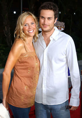 Erinn Bartlett and Oliver Hudson at the Universal City premiere of Universal Pictures' The Skeleton Key