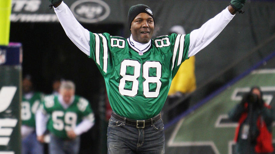 Al Toon, pictured here being honoured by the New York Jets in 2010.