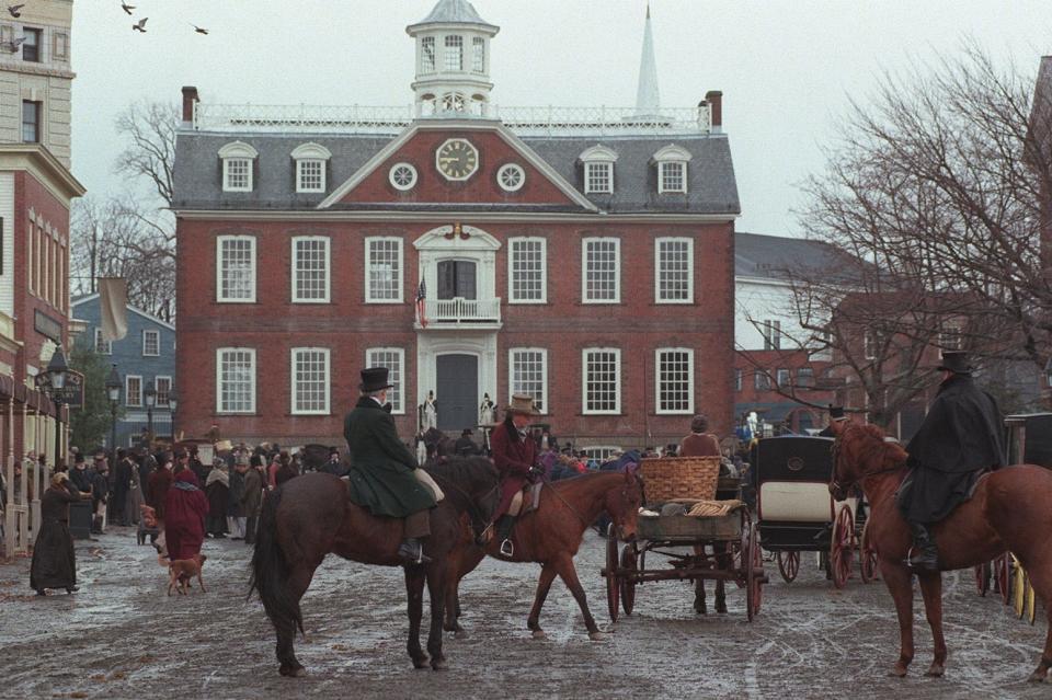 Washington Square, with the Colony House serving as a backdrop, was transformed during the filming of the film 'Amistad' in 1997.