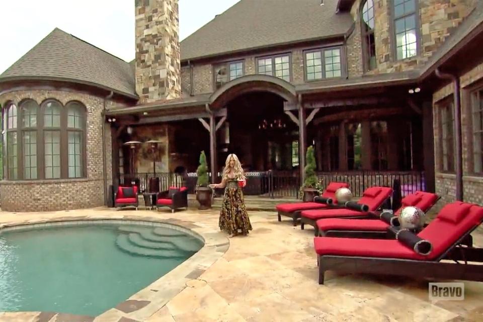 https://www.bravotv.com/dont-be-tardy/style-living/kim-zolciak-biermann-kroys-backyard-at-atlanta-mansion Biermanns Have the Most Incredible Resort-Like Backyard