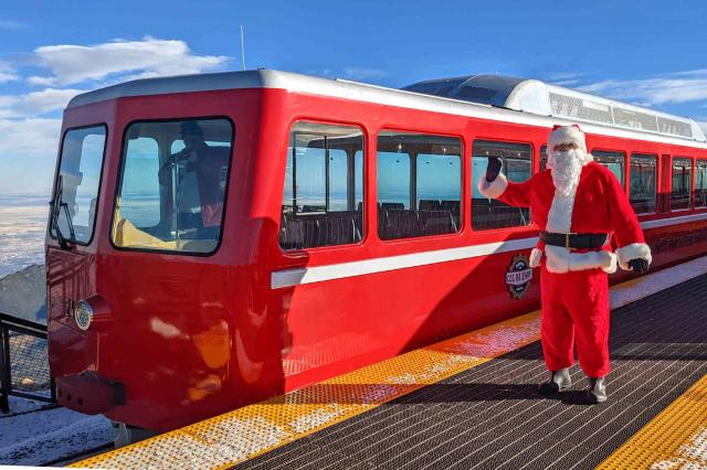 Buy Your Tickets  The Broadmoor Manitou & Pikes Peak Cog Railway