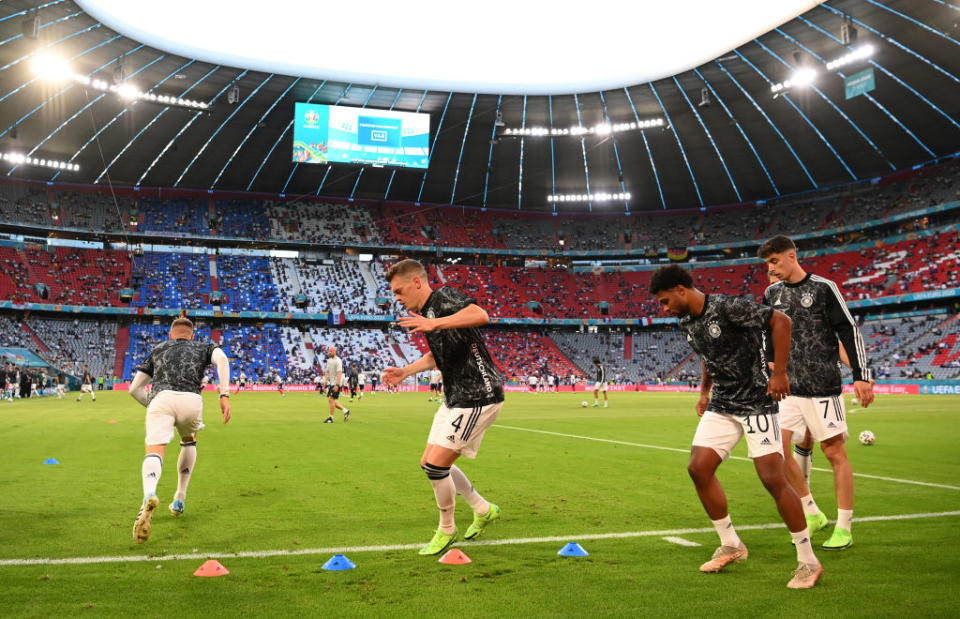 Vor dem Spiel: F gegen D (Photo by Matthias Hangst/Getty Images)