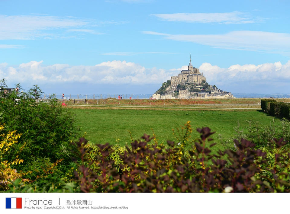 法國自由行。一日遊行程：諾曼第「聖米歇爾山」Le Mont Saint-Michel〔上〕。小鎮介紹【鳥夫人】