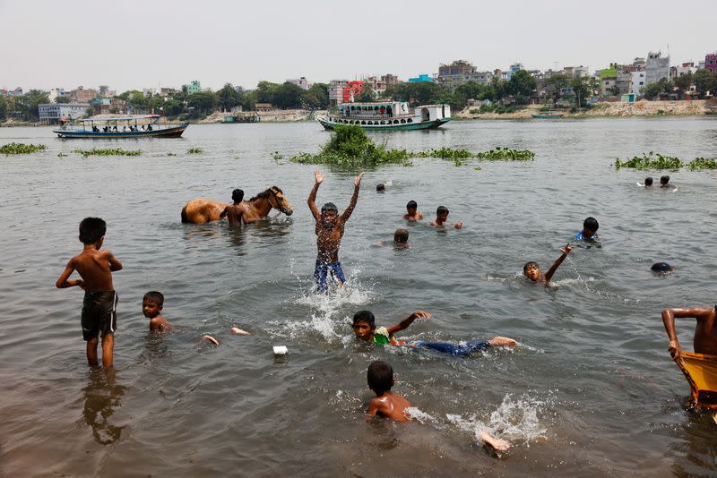 Heat wave in Dhaka