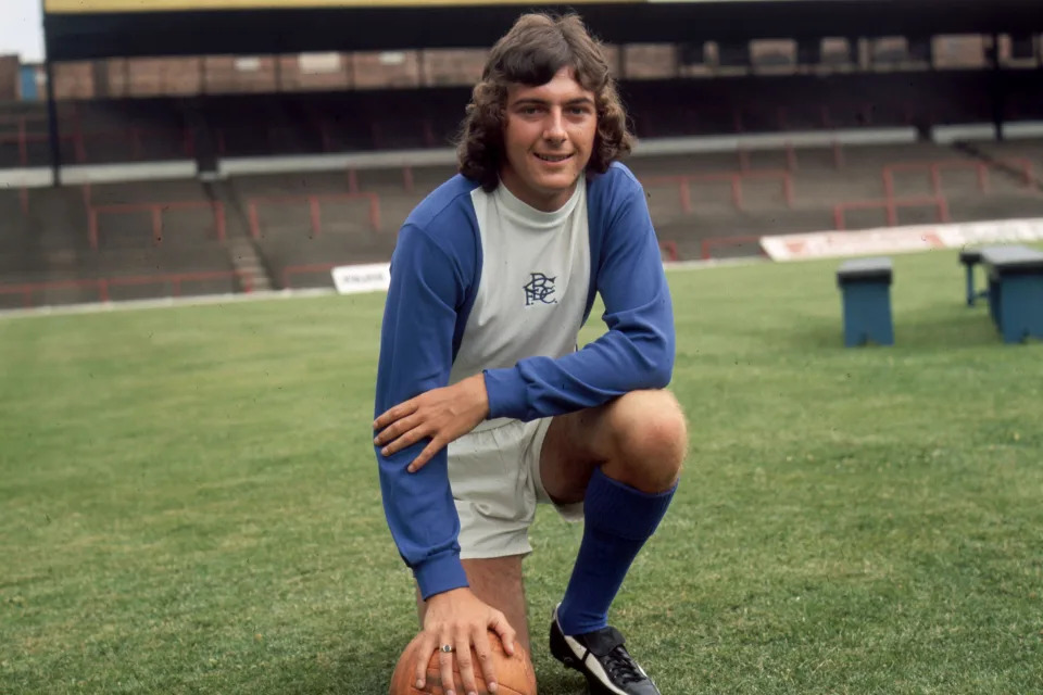 Francis playing for Birmingham City in 1971