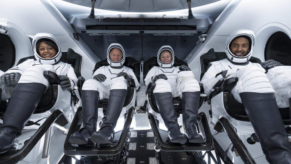 Watch Spacex S Ax 2 Private Astronaut Launch For Axiom Space In This Free Livestream On May 21