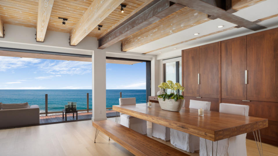 Matthew Perry malibu beach house