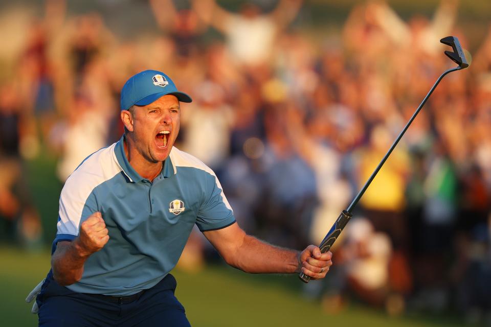 Rose celebrates after making his putt on 18 (Getty Images)