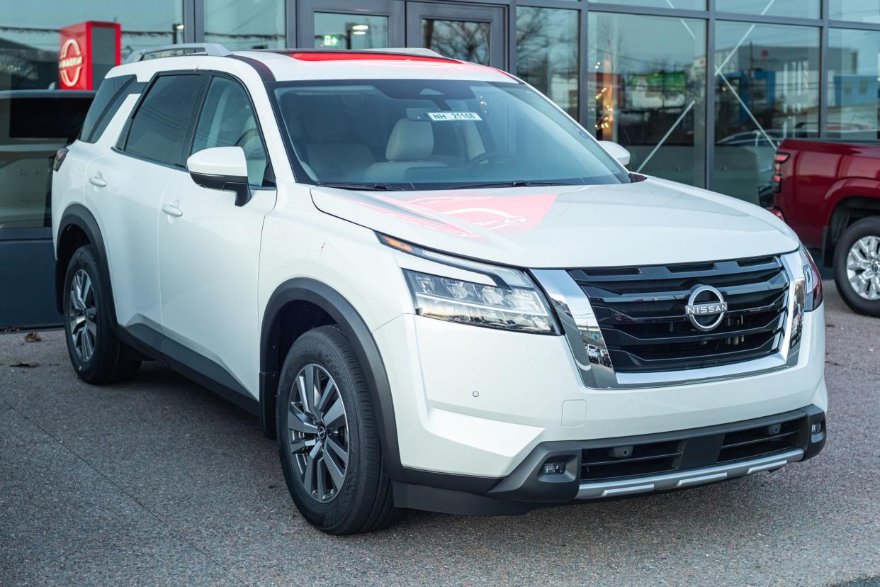 November 27, 2022 - Halifax, Canada - A 2023 Nissan Pathfinder 4WD Suv at a dealership.