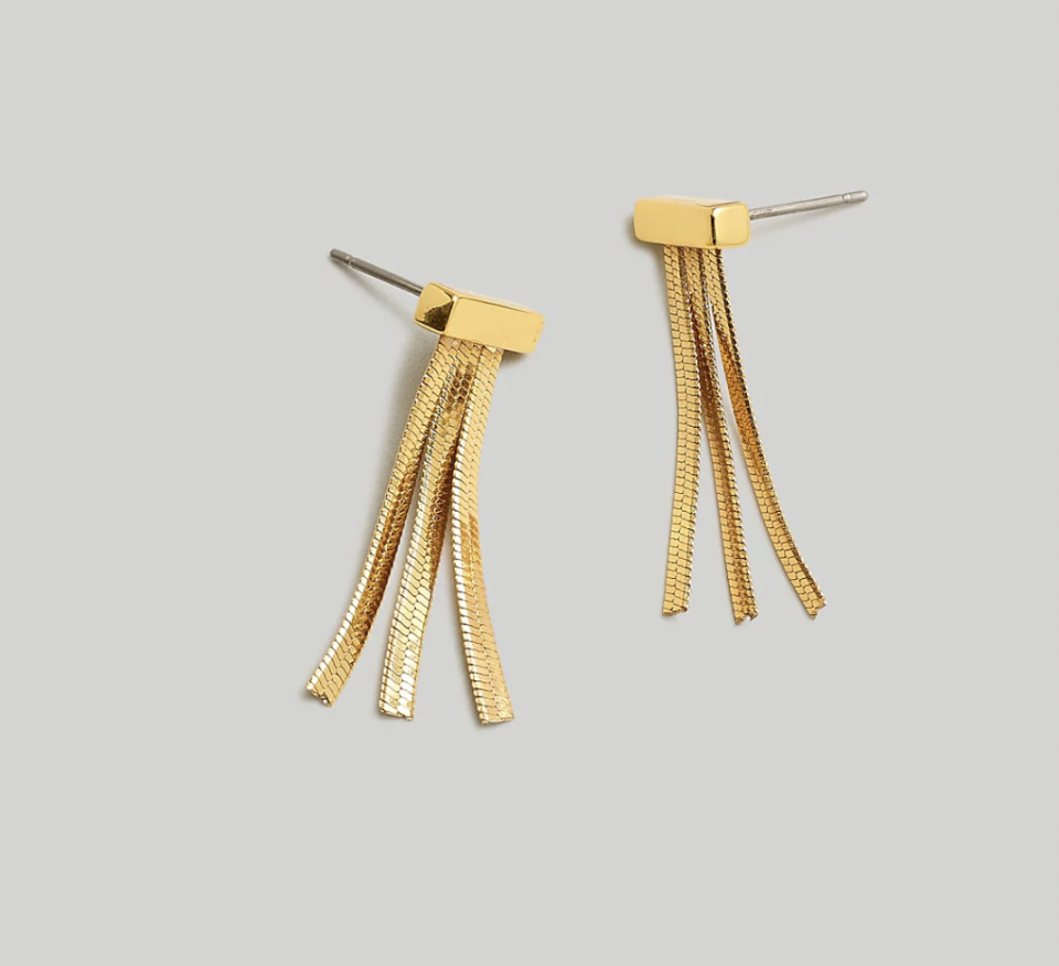 <p><a href="https://go.redirectingat.com?id=74968X1596630&url=https%3A%2F%2Fwww.madewell.com%2Ftassel-statement-earrings-NL583.html&sref=https%3A%2F%2Fwww.goodhousekeeping.com%2Fholidays%2Fgift-ideas%2Fg43771413%2Fjewelry-gift-ideas%2F" rel="nofollow noopener" target="_blank" data-ylk="slk:Shop Now;elm:context_link;itc:0;sec:content-canvas" class="link ">Shop Now</a></p><p>Tassel Statement Earrings</p><p>$38.00</p><p>madewell.com</p>