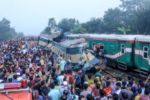 BANGLADESH-TRANSPORT-ACCIDENT