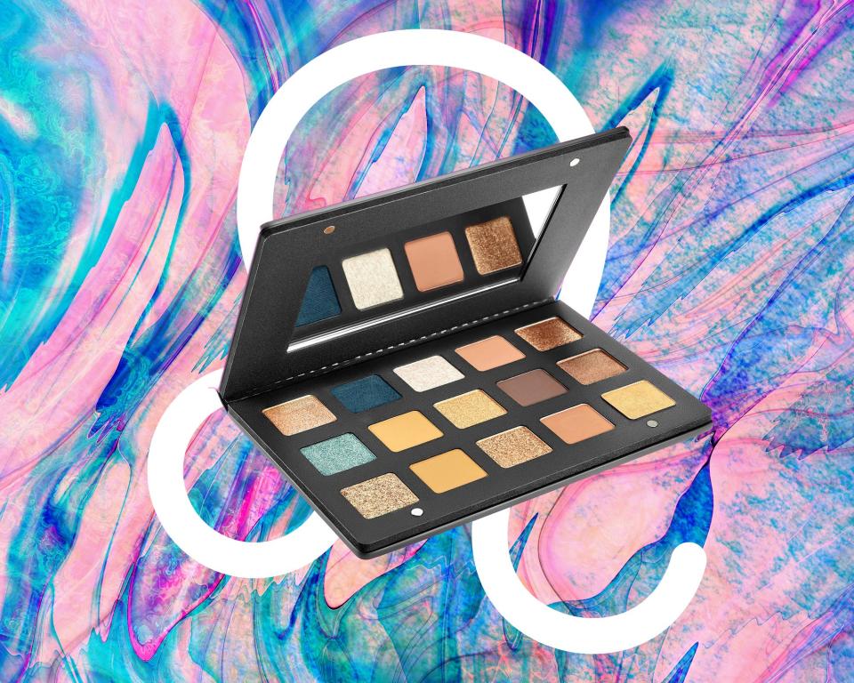 <h1 class="title">Leo: Natasha Denona Gold Eye Shadow Palette</h1><cite class="credit">Courtesy of brand / <em>Allure</em>: Rosemary Donahue</cite>