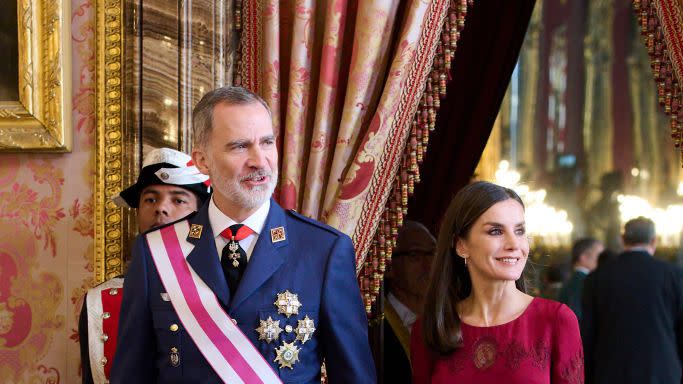spanish royals celebrate new year's military parade 2023
