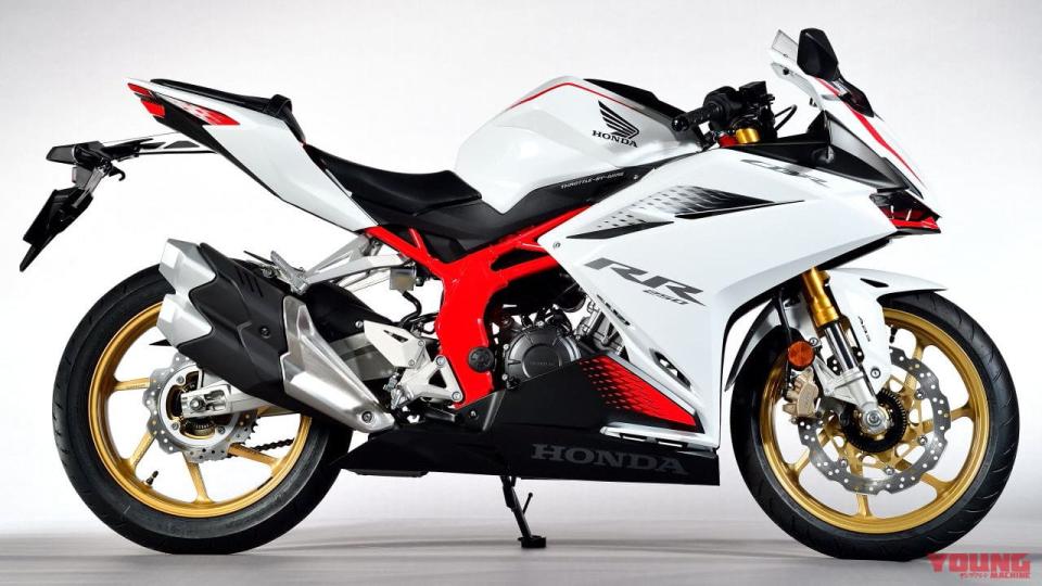 001c_honda-cbr250rr